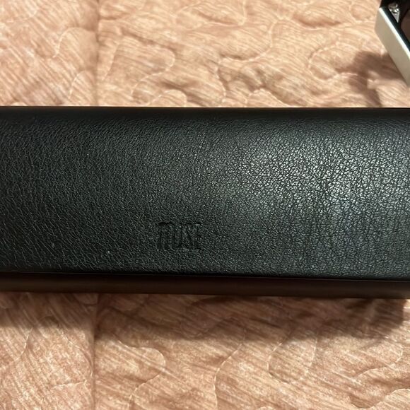 Muse white sunglasses never been used in the original case 70s mod new - Picture 5 of 6